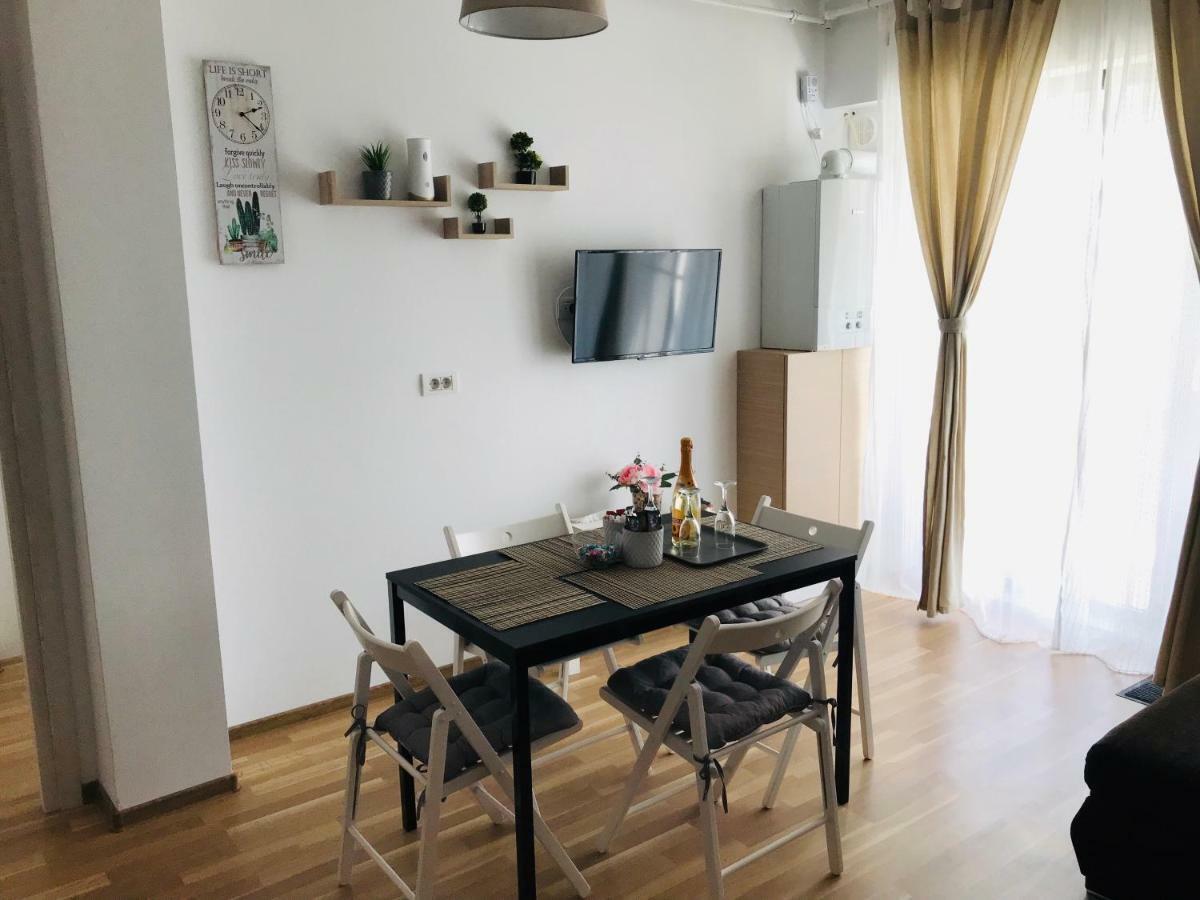 Apartament Apartament Cristina Mamaja Zewnętrze zdjęcie