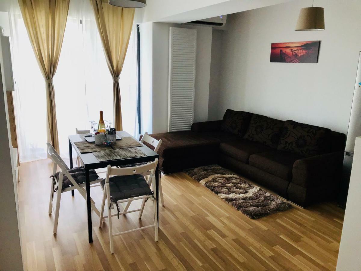 Apartament Apartament Cristina Mamaja Zewnętrze zdjęcie